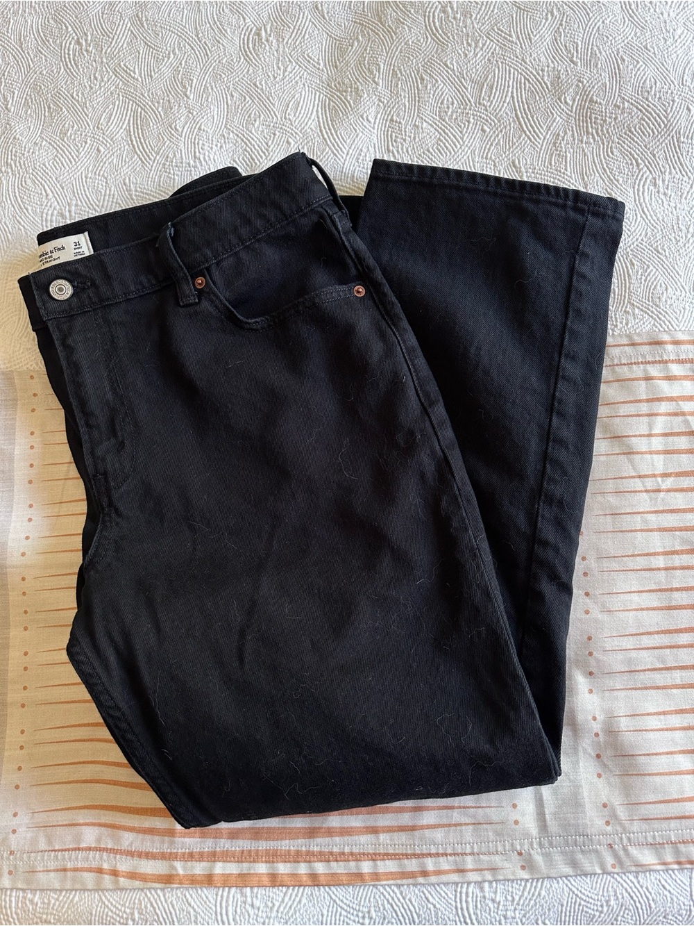 Abercrombie & Fitch Mid-Rise 90’s Straight Jeans